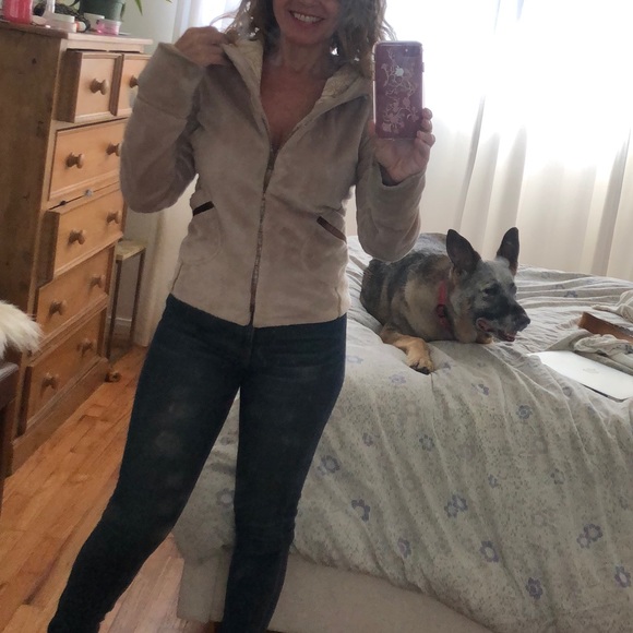 Burning Torch jacket - Picture 7 of 8